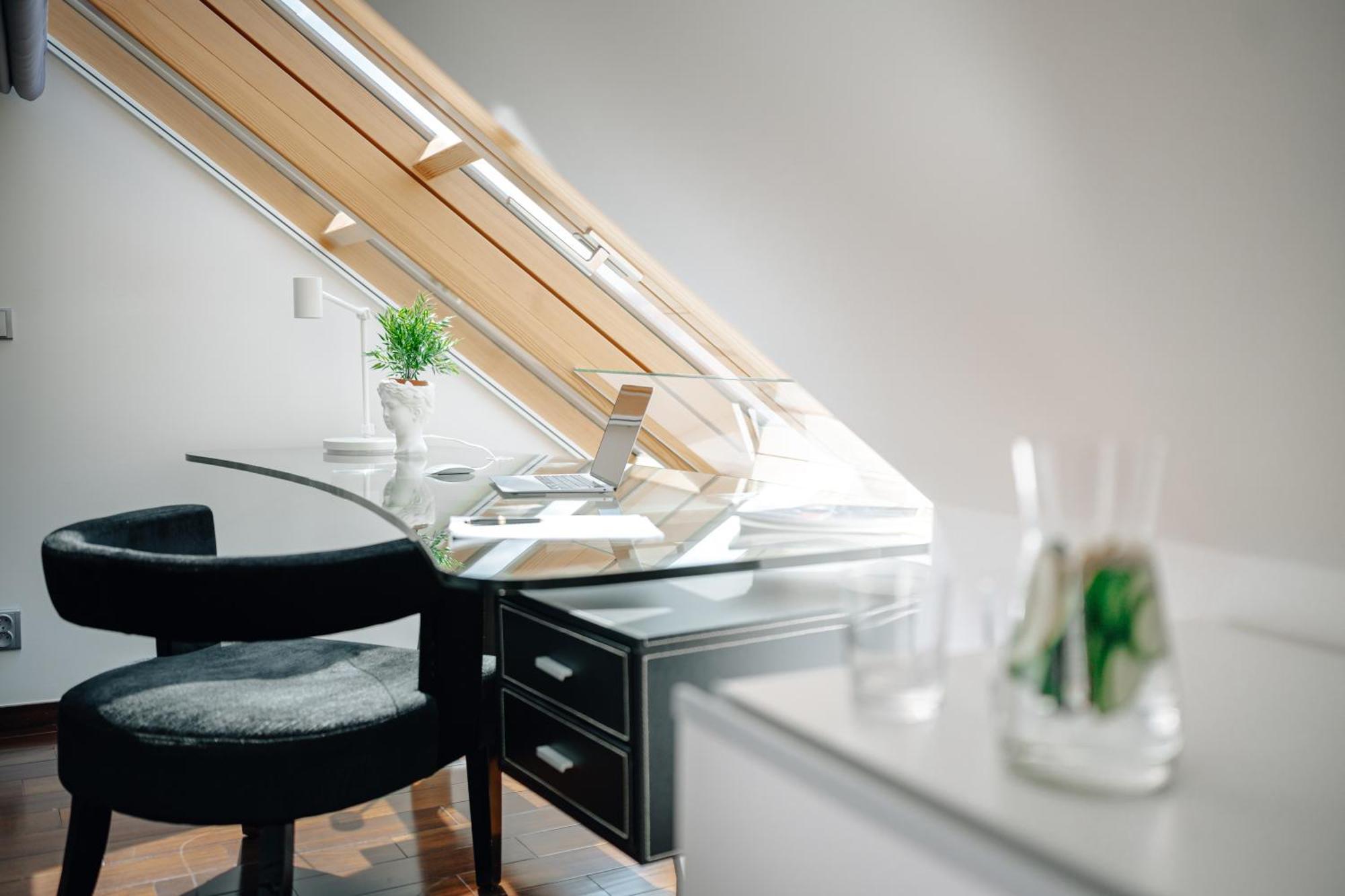 View Luxury With Foosball & Xbox - In Centre * Praga
